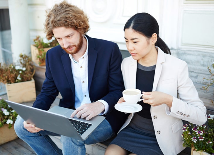 Tips Memilih Partner IT Solution yang Tepat untuk Bisnis Anda