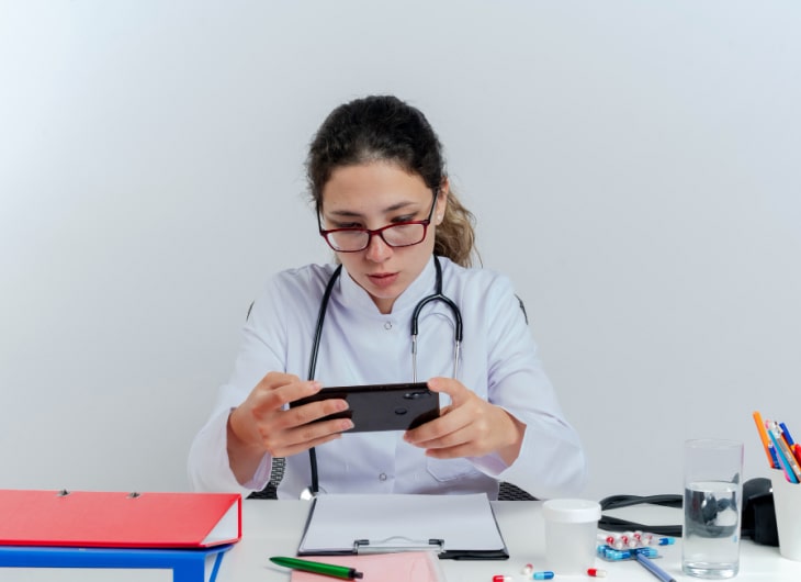 Membuat Aplikasi untuk Konsultasi Dokter: Panduan dan Tips Sukses